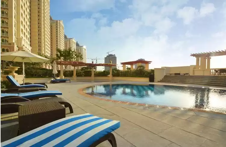 yerleşim Hazır Mülk 1 yatak odası S/F Apartman  kiralık içinde Doha #16191 - 1  image 